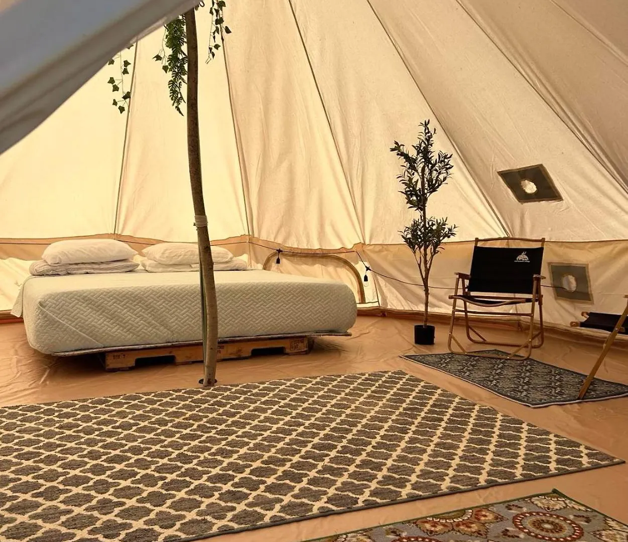 Maleka Farm: Tent Glamping North Shore Oahu Laie United States